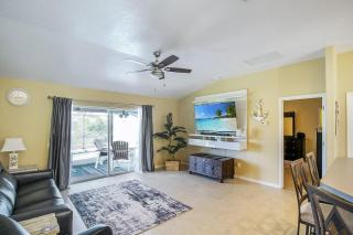 Charming Port Charlotte 3BR pool home - Yonkers - 7