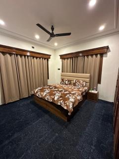 Taha Inn Home comfort - Srinagar - 7
