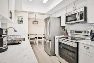 Relaxing canal front 2 BR pool home in North Port - Pineapple Way - 8