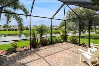 Gorgeous Lakefront Villa in Gran Paradiso - Seabird Villa - Venice - 0