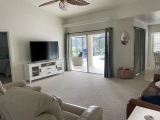 Bright & Airy Canal-Front Retreat With Pool - Rotonda West - 8