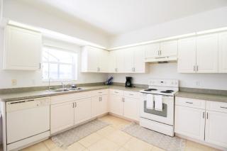 Bright & Airy Canal-Front Retreat With Pool - Rotonda West - 7