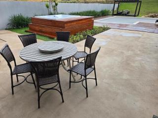 Casa com Spa, Piscina e Churrasqueira em Itú - Itu - 8