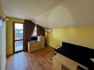 Chernomorets Beach Residency - Tschernomorez - 4