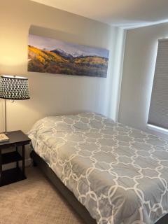 Modern Haven Scenic Nature Views Near Chatfield Park - Littleton - 1