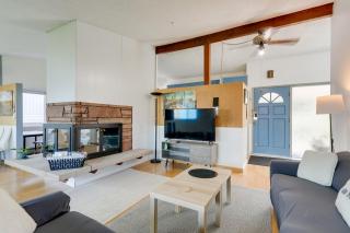 8 Mi to Downtown Seatlle Pet-Friendly Home - Seattle - 8