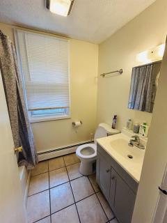 Nice 2 bed Whole Foods, Brown University, Miriam, Downtown 3R - Providence - 1