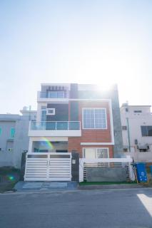 Modern Family-Friendly Home in CITI Housing Jhelum - Bāla - 3