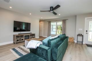 3BR Canal-Front Home On Sanibel Island - Walk To Beach - Wulfert - 6