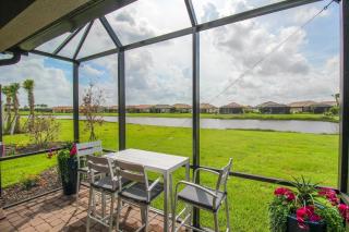 Bright and airy waterfront villa in the Esplanade - Sunny Retreat - 9