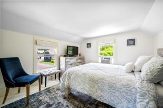 Charming Cottage walk to Main Street - Southampton - 6