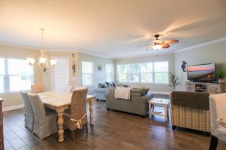 3BR Condo Near Anna Maria Island Beaches on Palma Sola Bay - Tropic Treasure - Bradenton - 8