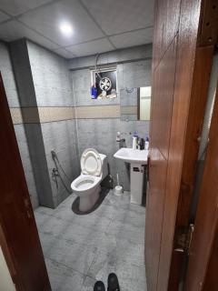 Scenic One Bed Entire Appartment E 11 Main Margalla Road - Islamabad - 7