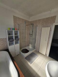 Sunny Bournemouth Home with BBQ & Outdoor Seating - Bournemouth - 2