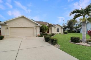 Stunning 3-2 pool home in the heart of Punta Gorda - Port Charlotte - 3