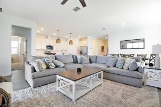 Magnificent 4BR waterfront pool home in Lorraine Lakes- Waterfront Dreamin - Bradenton - 9