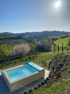 Poderino - a place to feel - Cento - 0