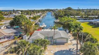 Waterfront 3 BR Pool Home Near the Beach - Vitamin Sea - Bradenton - 8