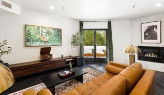 Chic 3BR Escape Steps from Old Town Bars Free Parking - 4