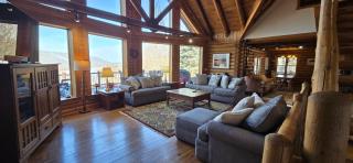 Coopers Run Five Bedroom Log Home with Hot Tub Pool Table and Views - McHenry - 1