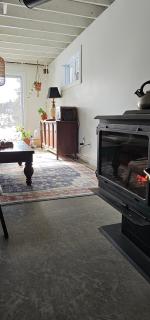 Comfy creekside chalet HiSpeedNet w Workspace - Mansonville - 3