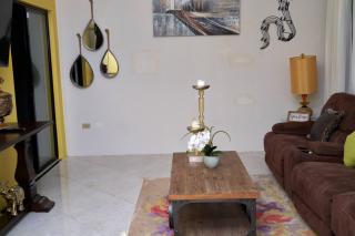 Bondi's Getaway - Portmore - 7