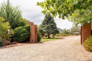 Tropiz del Norte - Historic Red Rock Estate withPool - Sedona - 2
