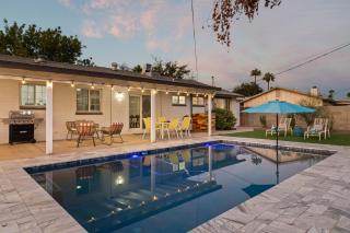 Shangri La Home - Boho Chic with Patio Pool & Grille - Phoenix - 0