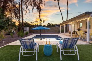 Shangri La Home - Boho Chic with Patio Pool & Grille - 5