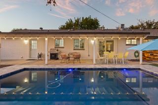 Shangri La Home - Boho Chic with Patio Pool & Grille - Phoenix - 3