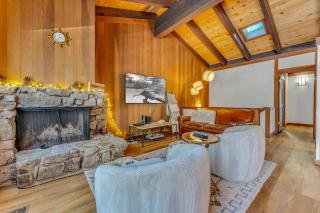 Chinquapin Condo Retreat - Walk to the Lake - Tahoe City - 0