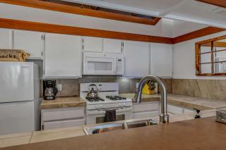 Chinquapin Condo Retreat - Walk to the Lake - Tahoe City - 4