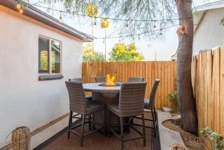 Tangerine Terrace Home - Modern Living Firepit BBQ - 9