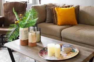 Saguaro Sunrise -Luxe Condo with Balcony & Pool - Scottsdale - 9