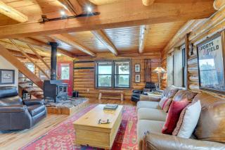 18 Mi to Royal Gorge Peaceful Mtn Cabin with Porch! - 6