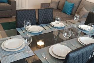 Spacious home for groups of friends, family & work colleagues - West Bromwich - 2