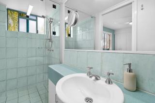 Caribbean Unit 4, 12 Mahia Tce, Kings Beach - Caloundra - 4