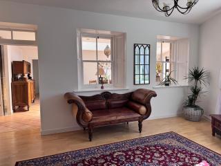 19th century 5-bedroom villa with free private parking - 4