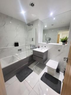 Modern and cosy 2 bedroom apartment - Birmingham - 4