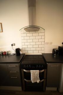 One Bedroom Apartment Near The Beach in Lowestoft by Eason Stays, Ideal For Offshore Workers & Short Stays, with Free Parking! - Lowestoft - 8