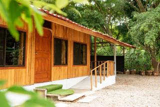 ROQUI Cozy Beachfront Cabin - Uvita - 0