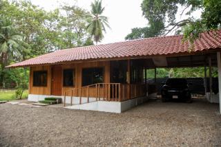ROQUI Cozy Beachfront Cabin - Uvita - 3