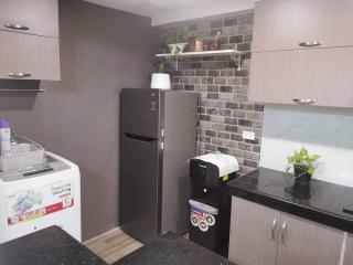 Feel at home 2 bedroom apartment - Malolos - 5