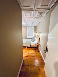 Simple & Convenient Downtown Living - Portland - 4