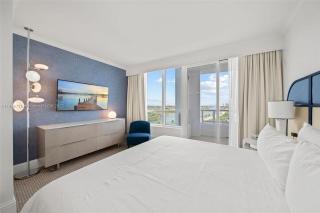 Fontainebleau New Reno 1BR Corner Unit Ocean & Bay - 3