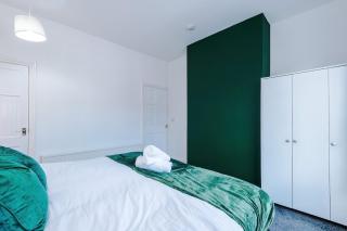 Stylish 3 Bed Home in Sheffield by Eason Stays, Ideal For Weekend Stays & Contractors, with Pool Table & Free Parking - Nether Edge - 4