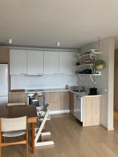Minimalistic family apartment close to nature - Mosfellsbær - 9