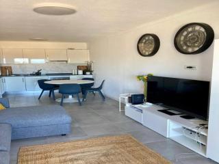 Cozy Carvoeiro Apartment with Sea Views - Carvoeiro - 5