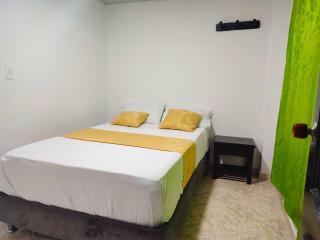 Hotel quimbaya - - 7