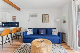 Renovated 1-Bedroom Condo with Pool, Bikes, & Beach Access in North Ocean City, MD - Ocean City - 5